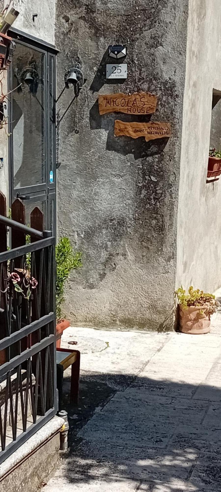 Campiglia dʼOrcia Nicolas House מראה חיצוני תמונה